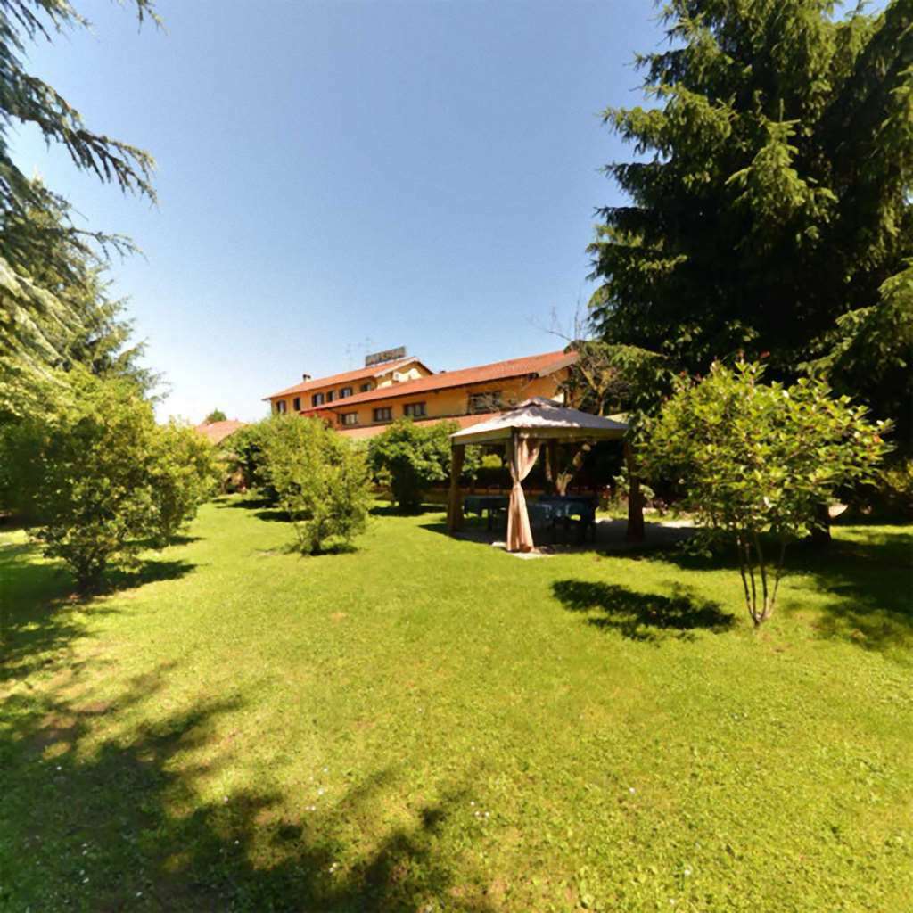 Hotel Ristorante La Perla Varallo Pombia Servizi foto